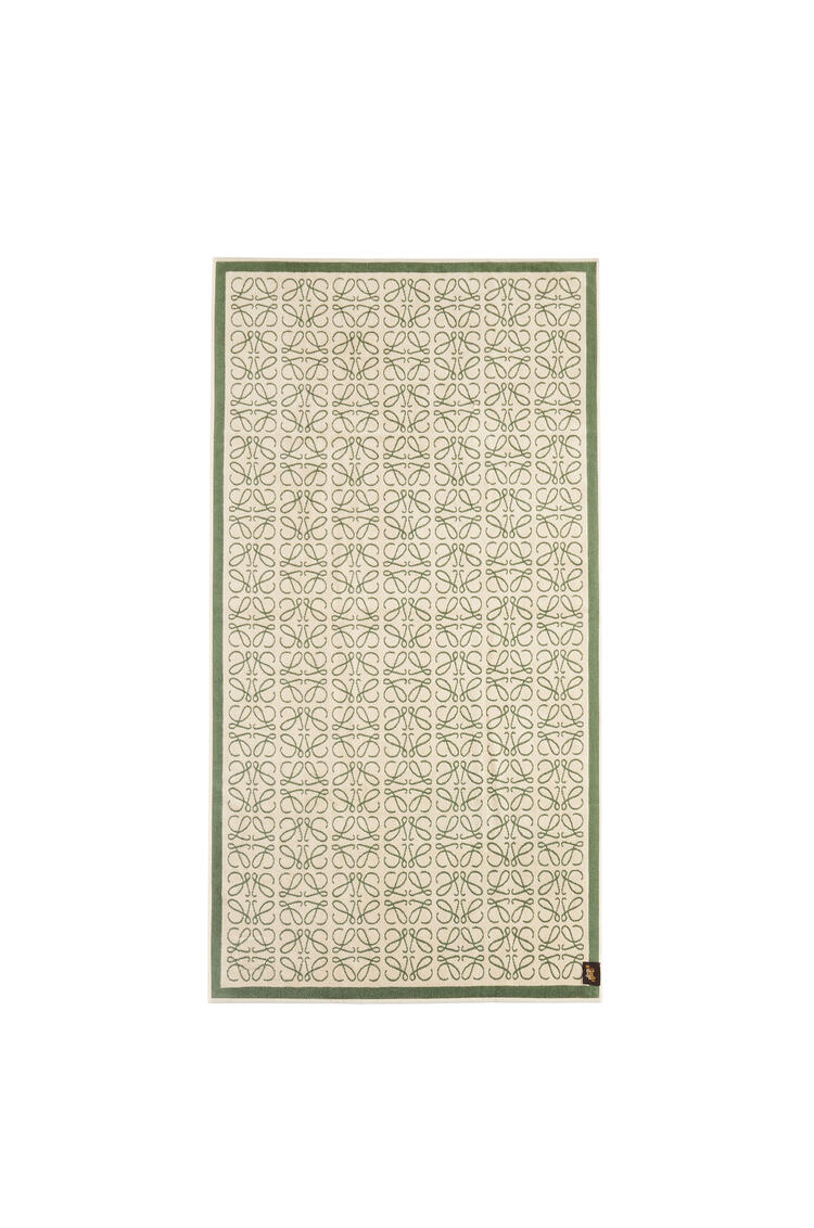 LOEWE Anagram towel in cotton Green pdp_rd