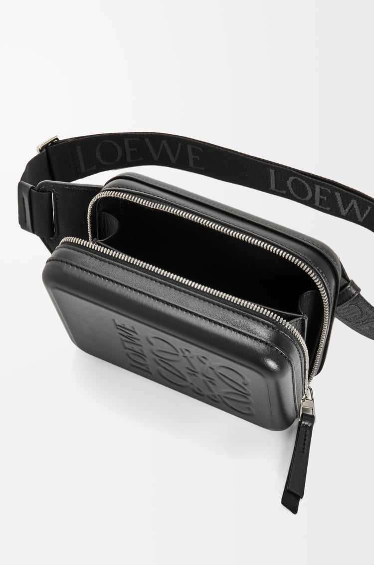 LOEWE Bolso bandolera Molded en piel de ternera Negro