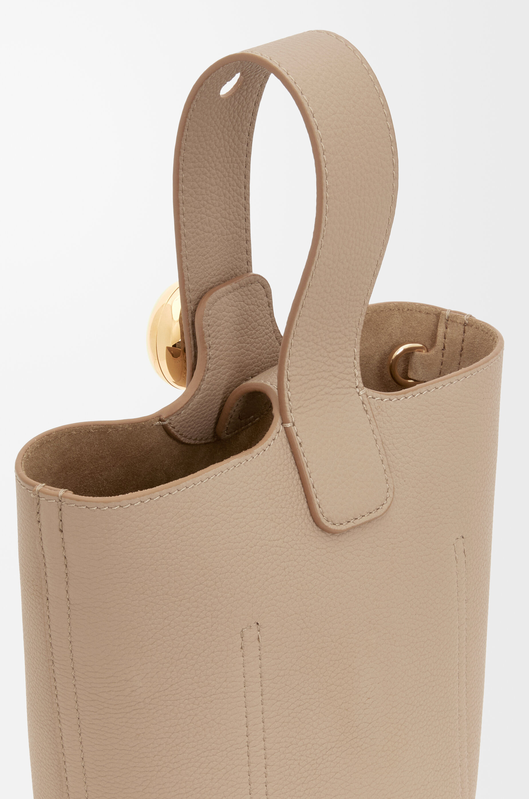 ぺブル バケットバッグ ミニ（ソフトグレインカーフ） ベージュ - LOEWE