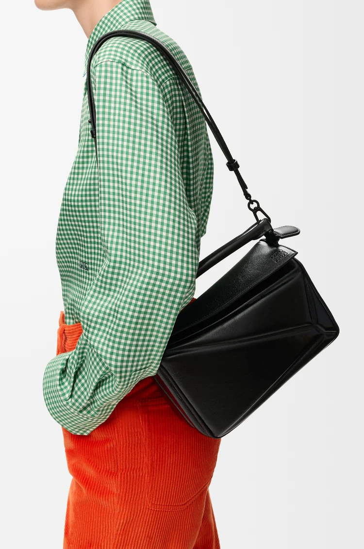 LOEWE Borsa Puzzle Blown piccola in pelle di agnello lucida Nero