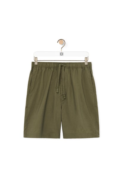 LOEWE Pantalón corto en mezcla de algodón Verde Kaki plp_rd