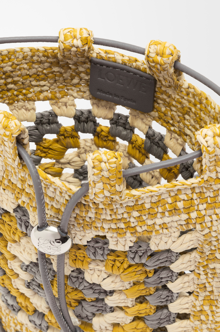 LOEWE Bolso pequeño con cordón en piel de ternera clásica y rafia Gris Perla/Mostaza