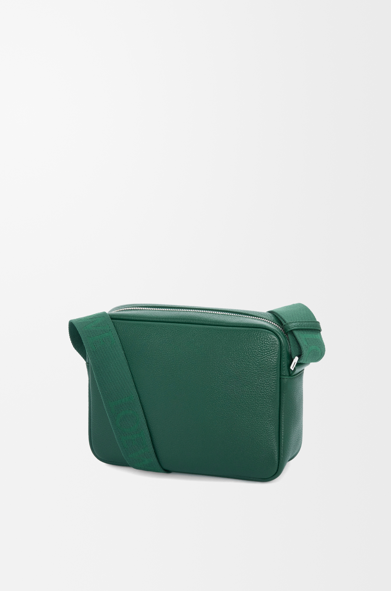 LOEWE Medium Pebble messenger bag in supple grained calfskin Evergreen plp_rd