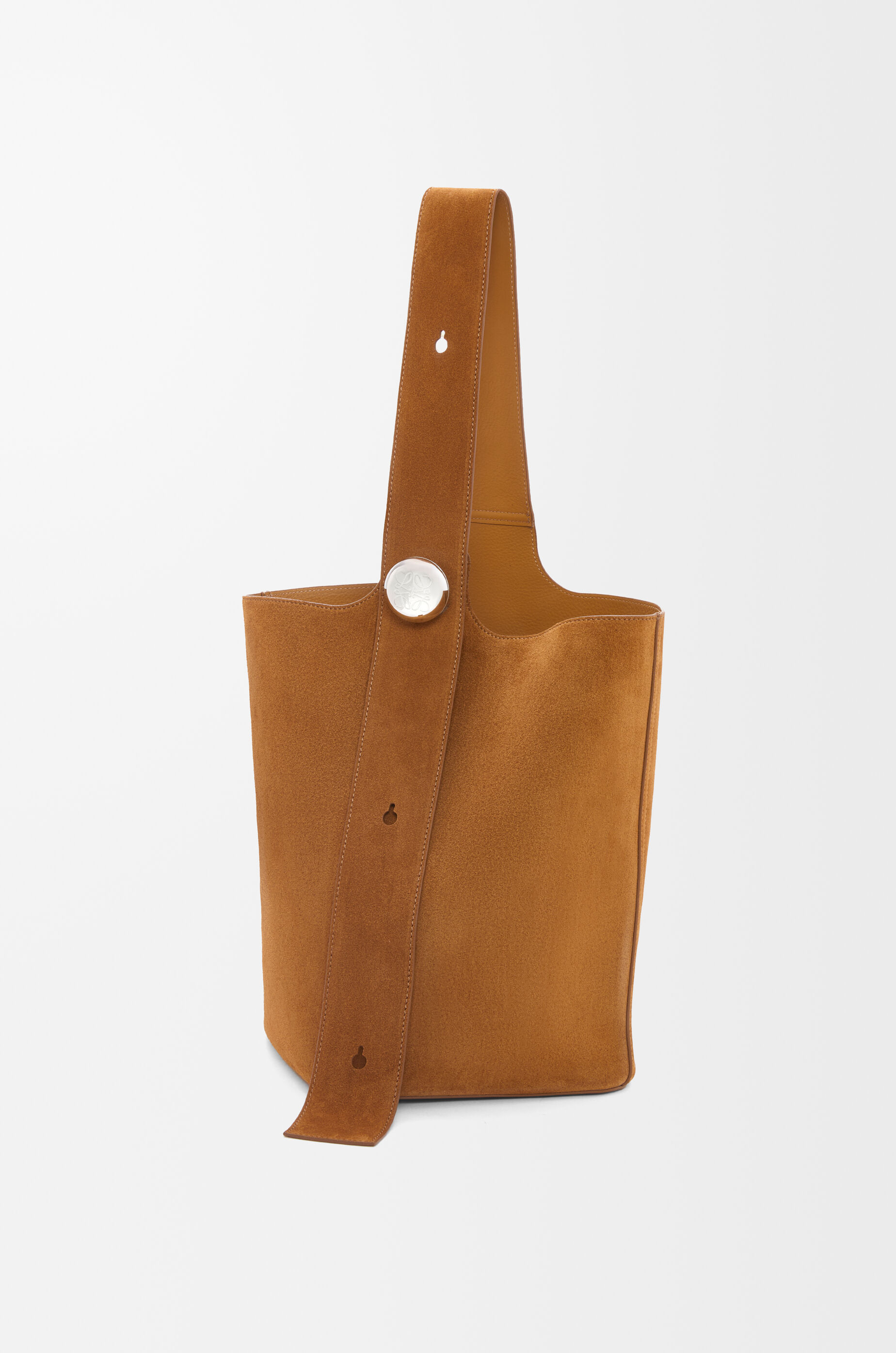 Loewe store bucket bag