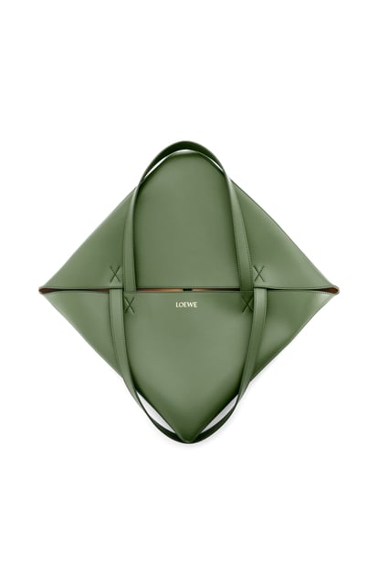LOEWE XL Puzzle Fold Tote in shiny calfskin Hunter Green plp_rd