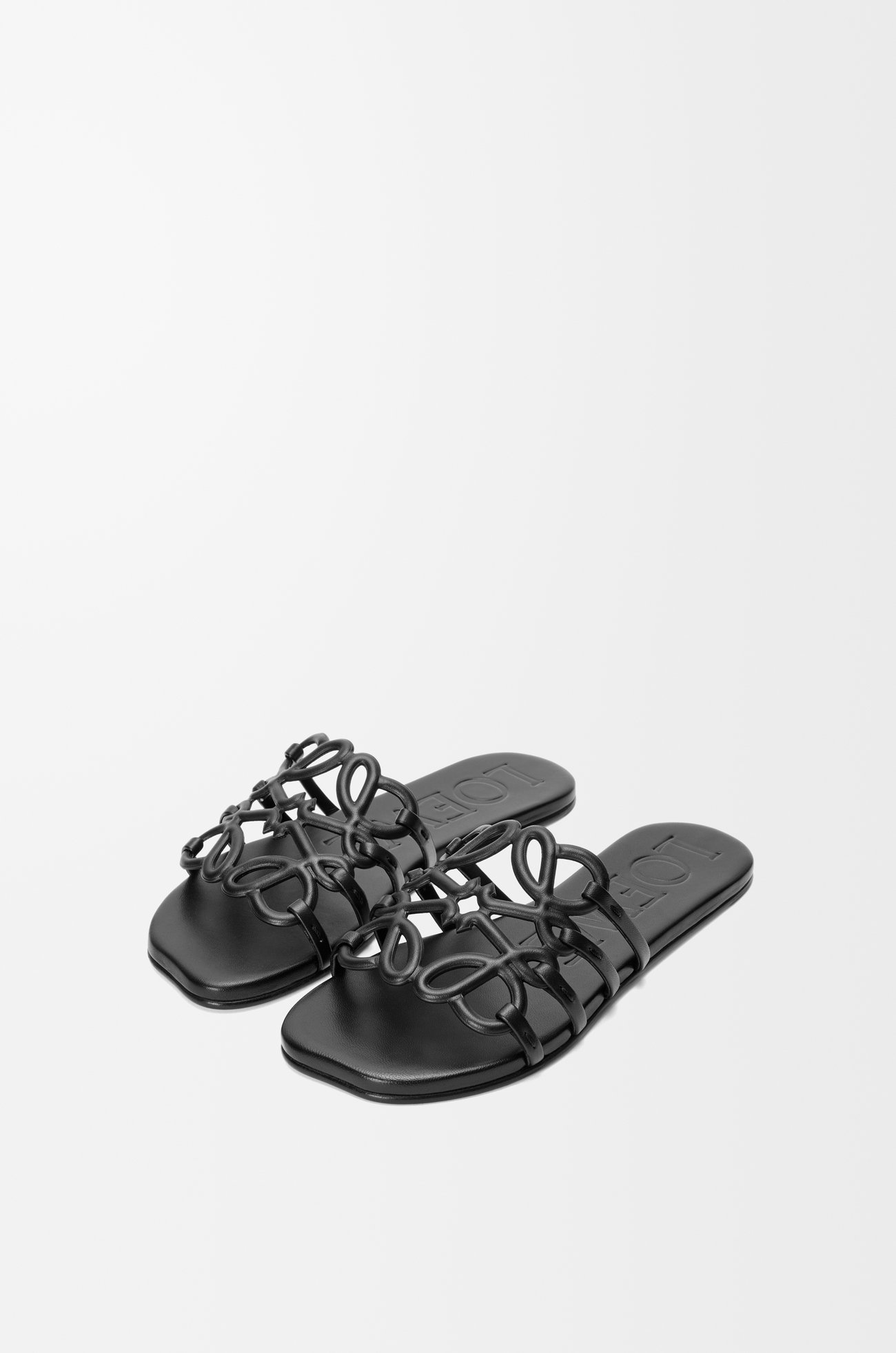 LOEWE Petal Anagram slide in soft calfskin Black plp_rd