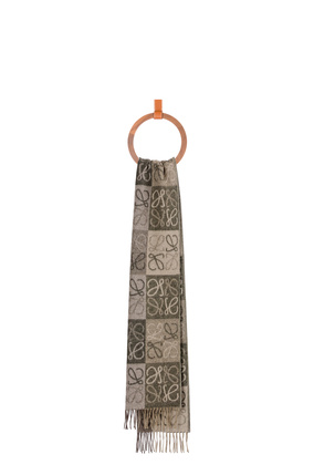LOEWE Anagram scarf in wool and cashmere Beige/Khaki Green plp_rd