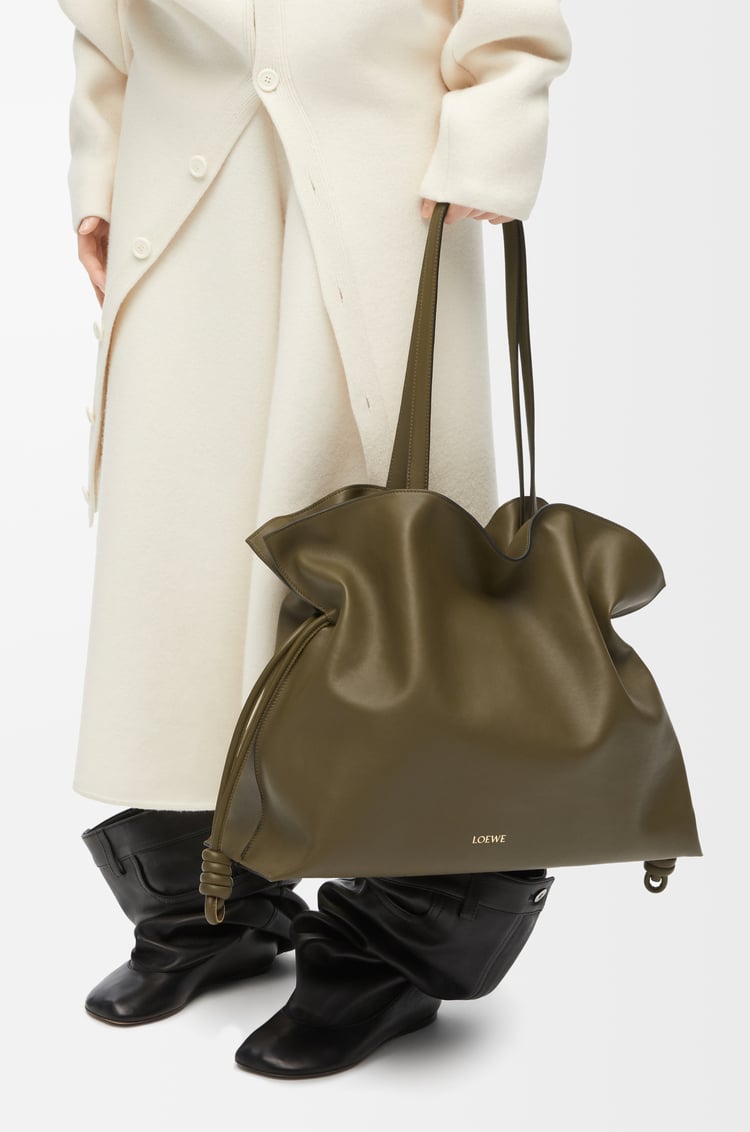 LOEWE Bolso Flamenco Clutch XL en piel napa de ternera Verde Caqui Oscuro