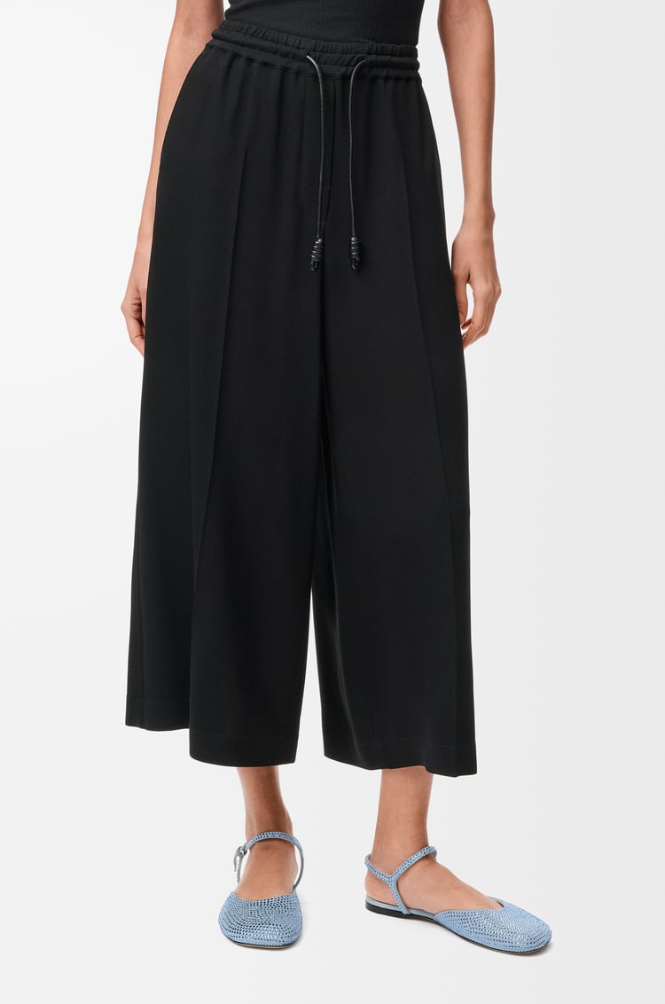 LOEWE Pantalon court en viscose stretch Noir
