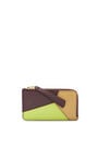 LOEWE Puzzle coin cardholder in classic calfskin 撒哈拉色/勃根地紅/洋茴香色