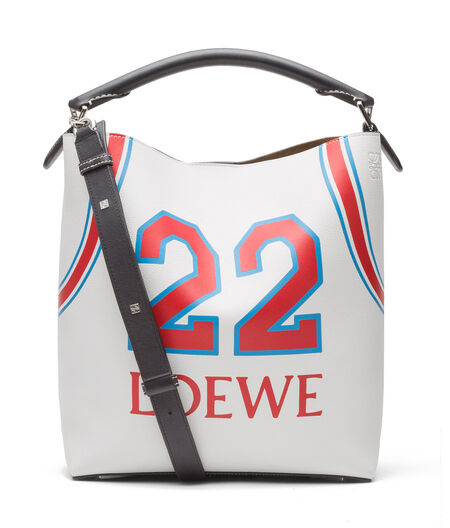 LOEWE Bolso T Bucket Loewe 22 Blanco Suave/Rojo LOEWE Bolso T Bucket Loewe 22 Blanco Suave/Rojo all