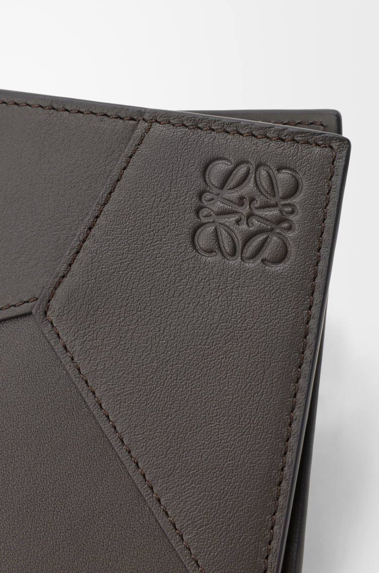 LOEWE Porte-cartes à deux volets Puzzle en cuir de veau classique Gris Foncé