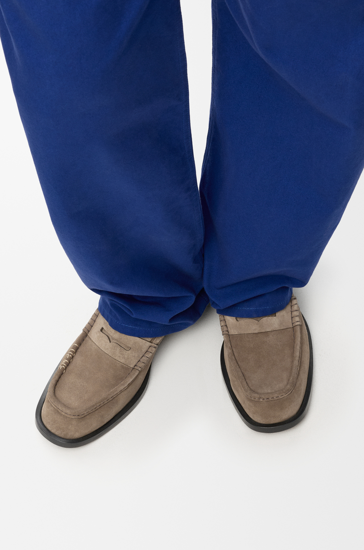 LOEWE Bobine loafer in suede calfskin Hazelnut