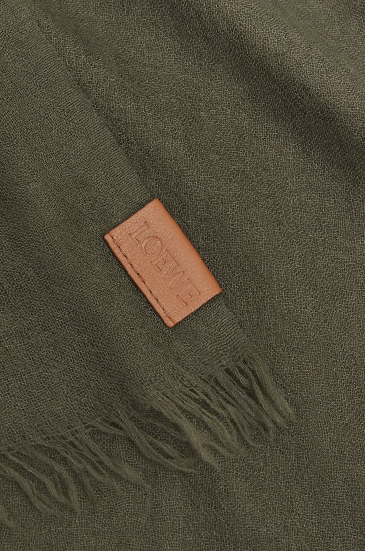 LOEWE Scarf in cashmere Tea Dust Glaze