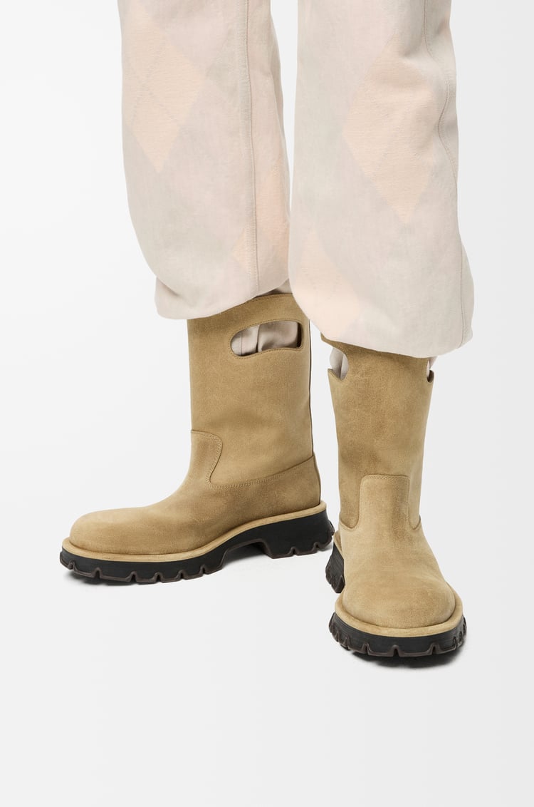 LOEWE Bota Bobby en piel de ternera Sáhara