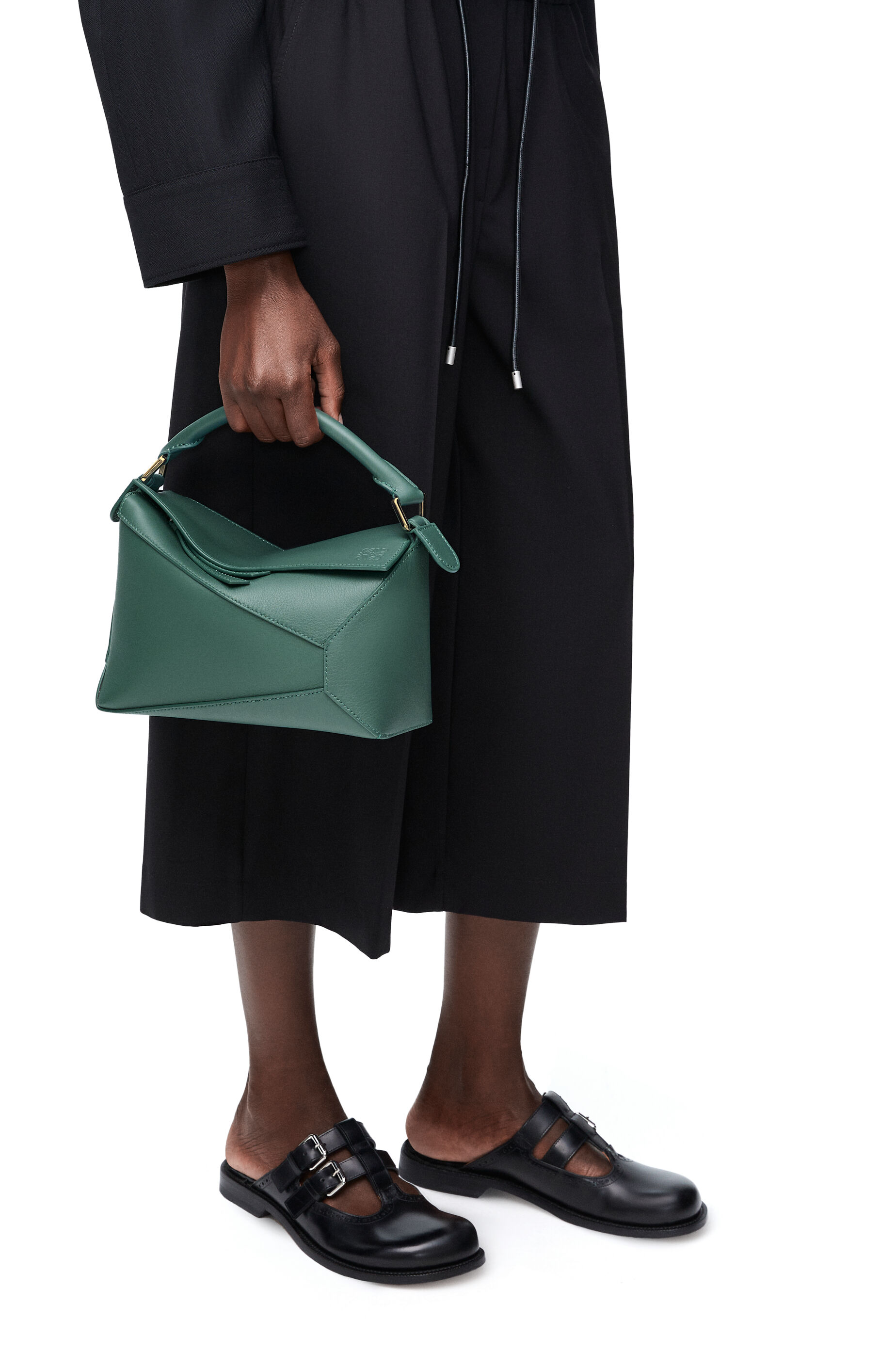 パズルバッグ スモール（クラシックカーフ） ベチバー - LOEWE