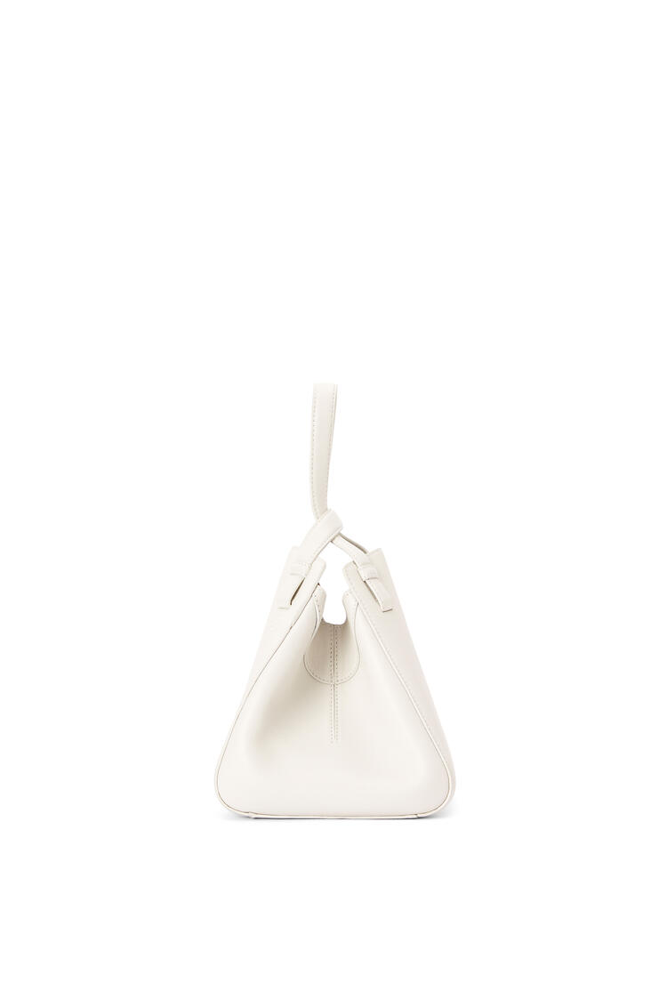 LOEWE Hammock Nugget bag in nappa calfskin Soft White pdp_rd