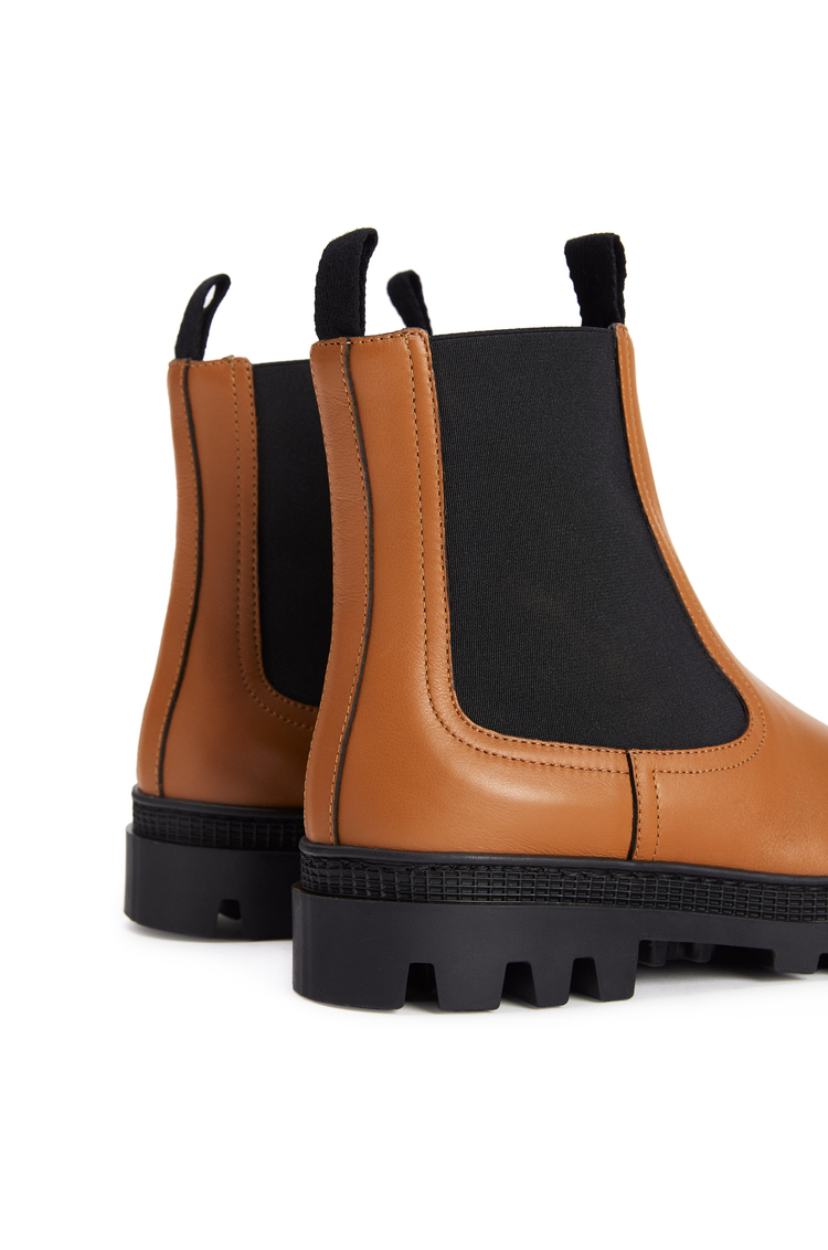LOEWE Chelsea boot in calfskin Tan