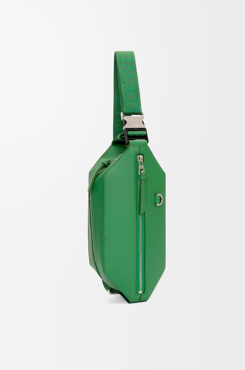 LOEWE Bolso bandolera Convertible en piel de ternera Verde Tropical