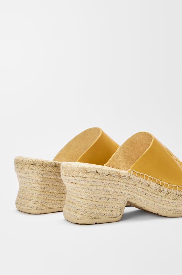 LOEWE Petal espadrille platform slide in vegetable-tanned calfskin Ochre