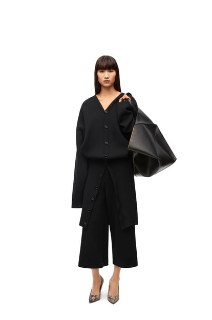 LOEWE Cropped trousers in cashmere Black plp_rd