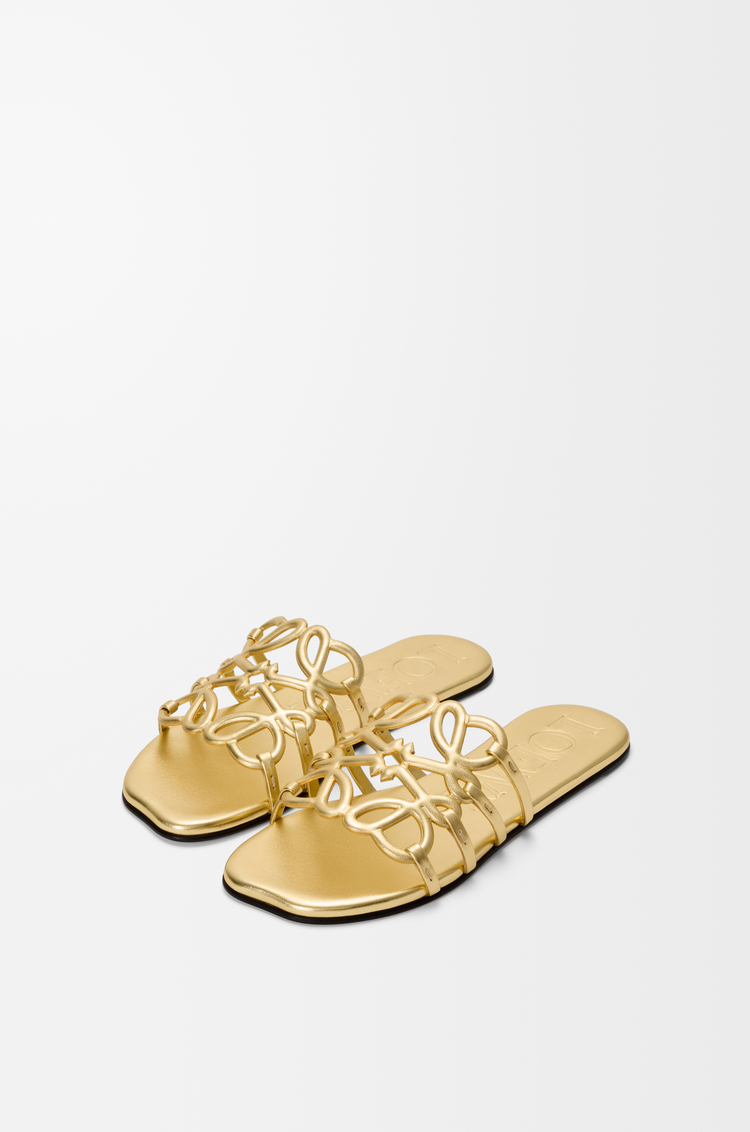 LOEWE 层压羊皮革 Petal Anagram 凉鞋 金色