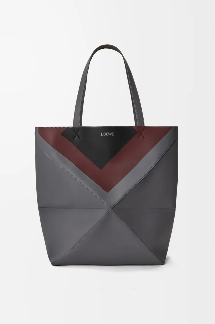 LOEWE XL Puzzle Fold Tote Bag aus Nappa-Kalbsleder Ardesia/Tiefes Rubinrot