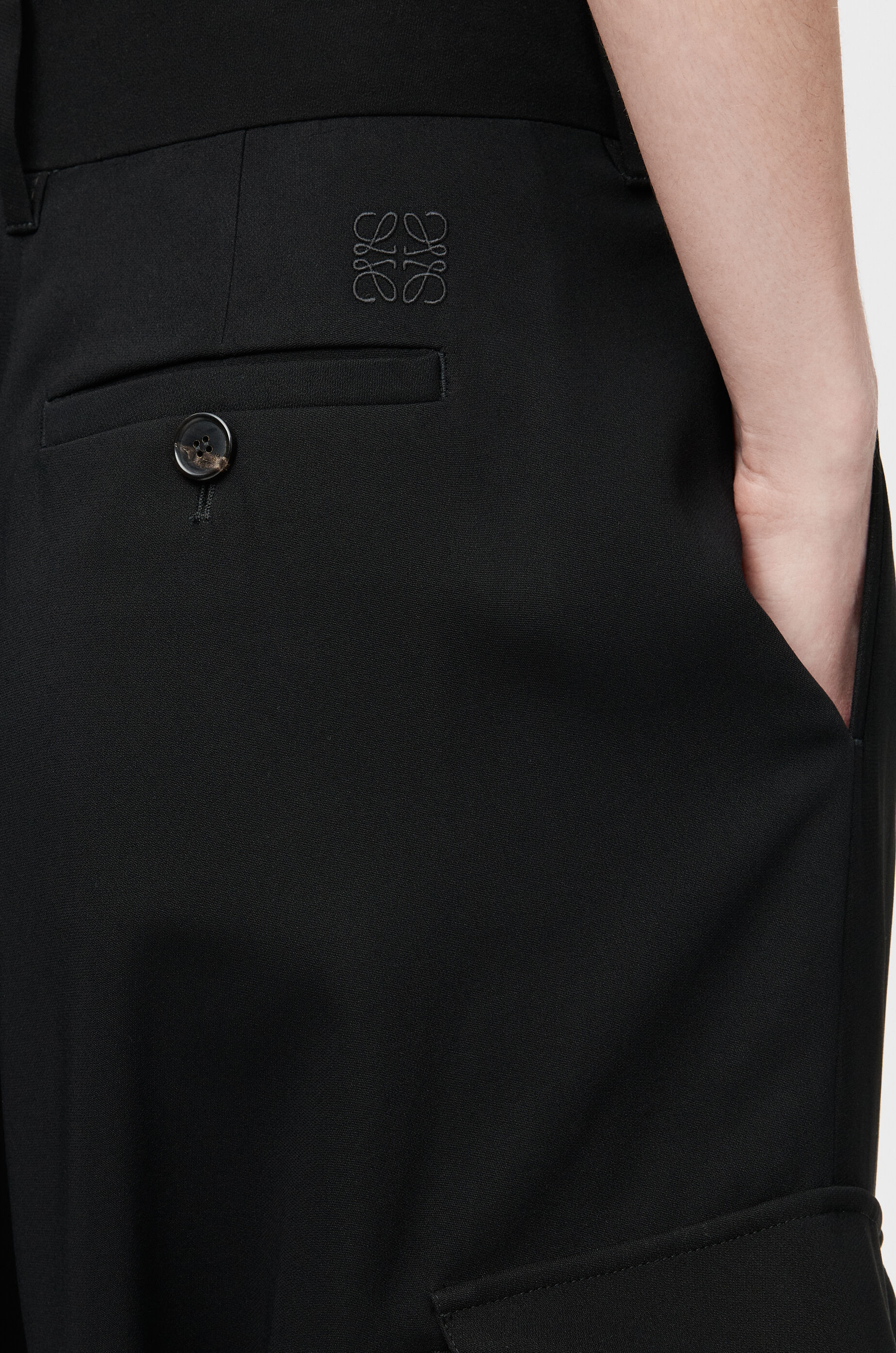 ◆LOEWE◆ トラウザーズ（ストレッチレーヨンブレンド） トラウザーズ（ストレッチレーヨンブレンド） ホワイト - LOEWE