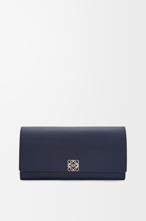 LOEWEロエベ長財布 硬い 