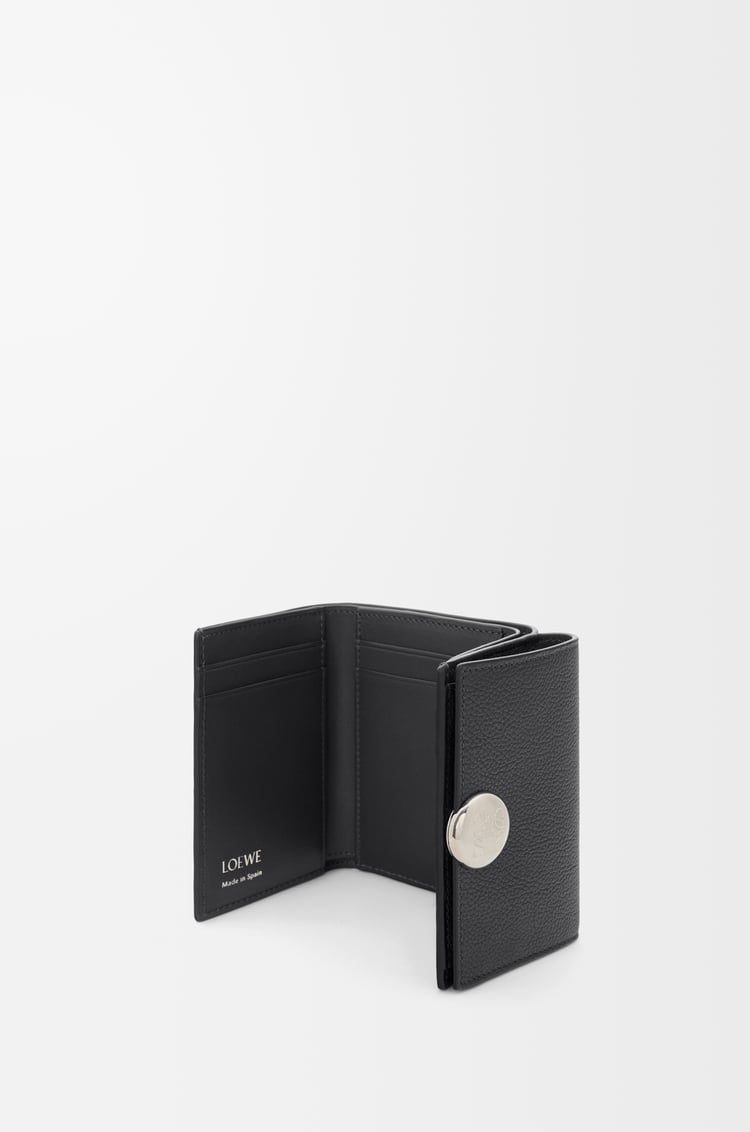 LOEWE Pebble trifold wallet in pebble grain calfskin Black