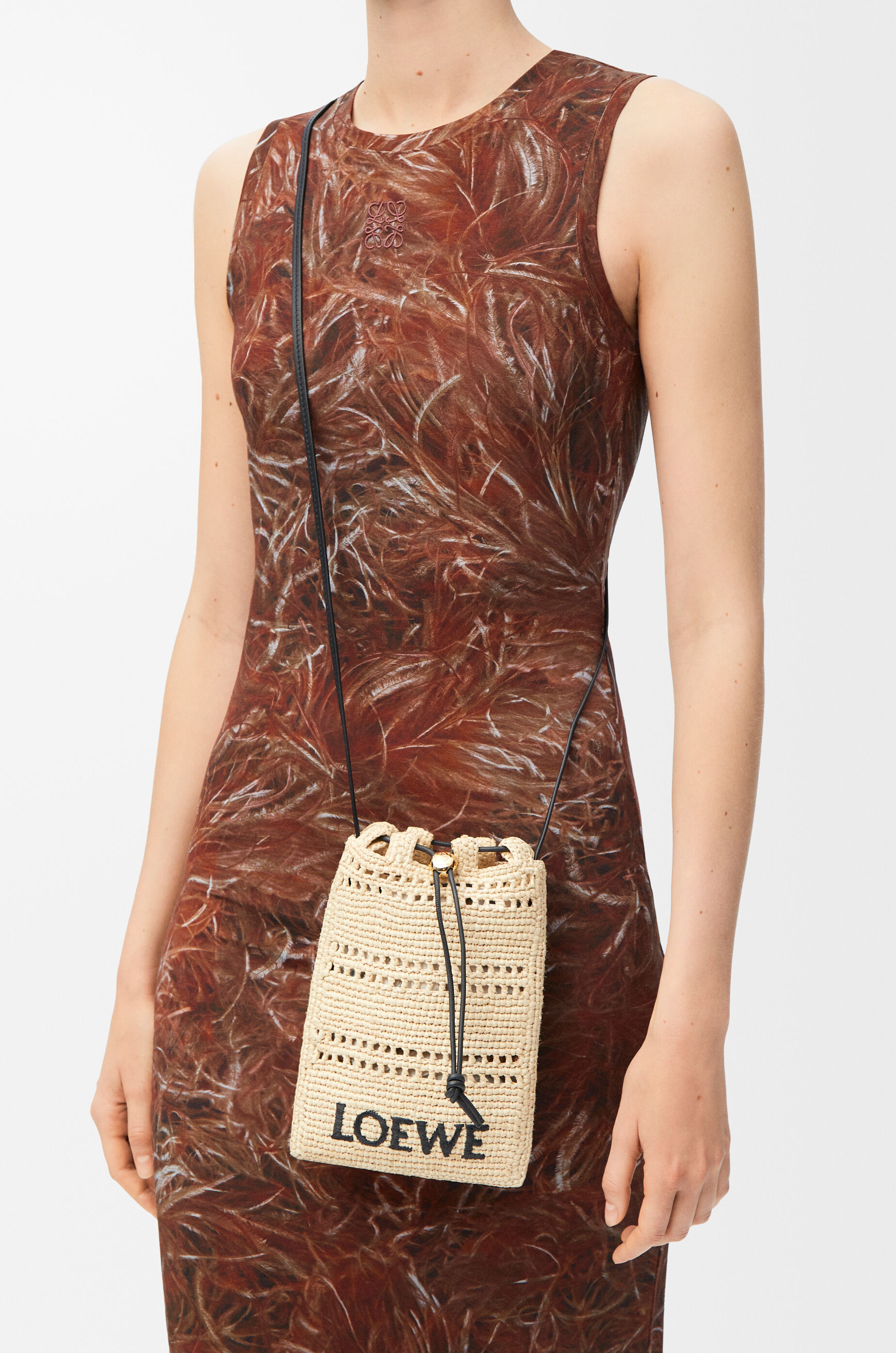 Drawstring pocket in raffia Beige - LOEWE
