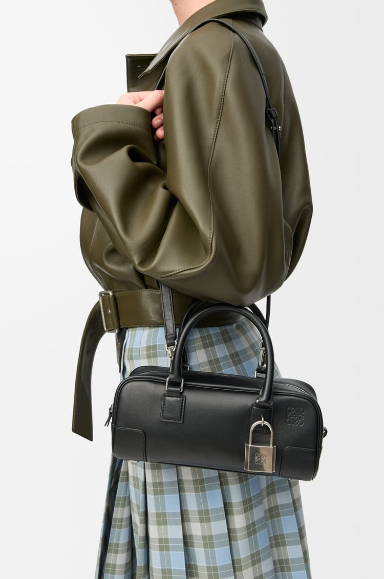 LOEWE Amazona 23 cropped bag in shiny calfskin Black