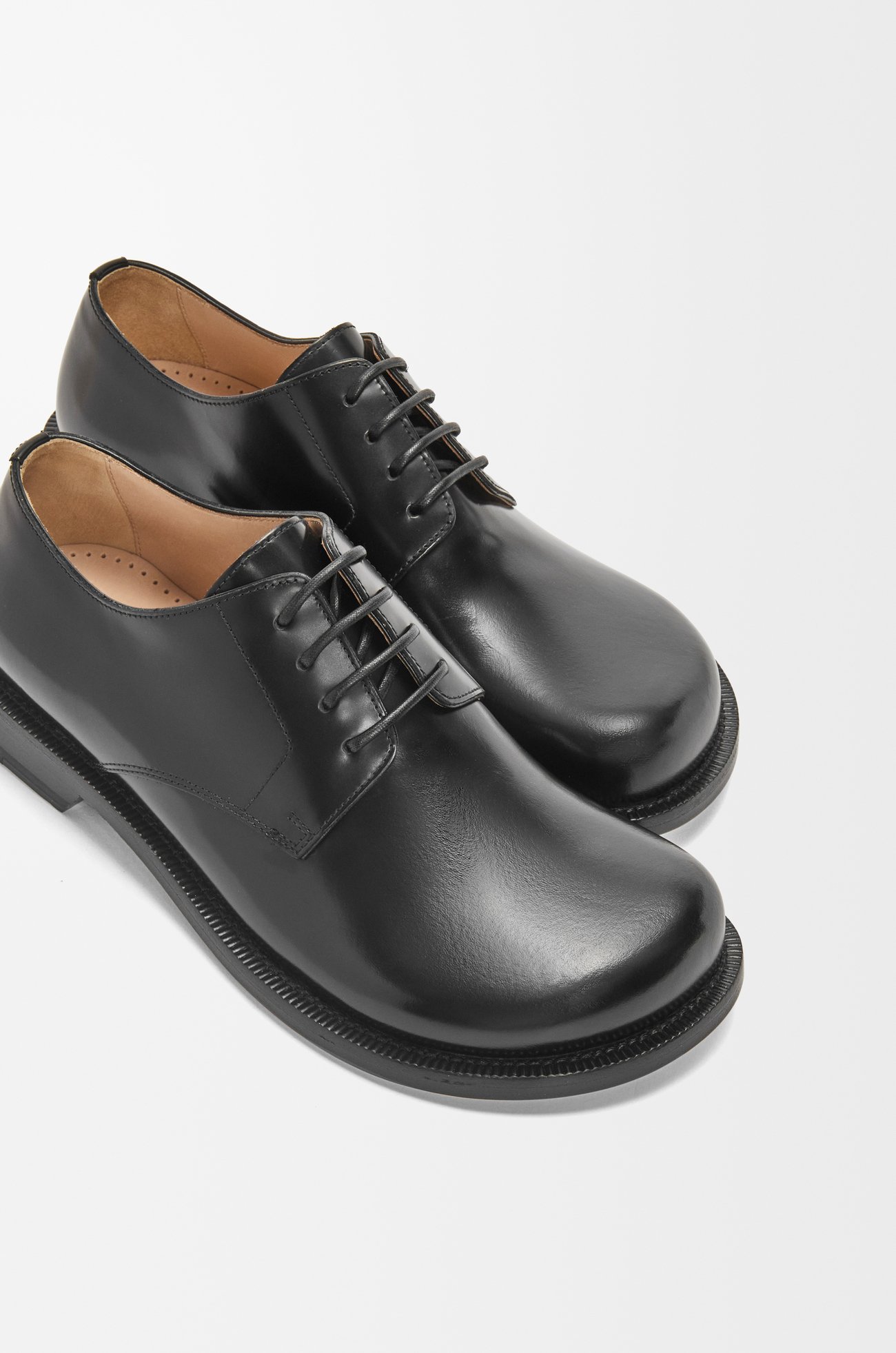 LOEWE Campo derby shoe in brushed calfskin Black plp_rd