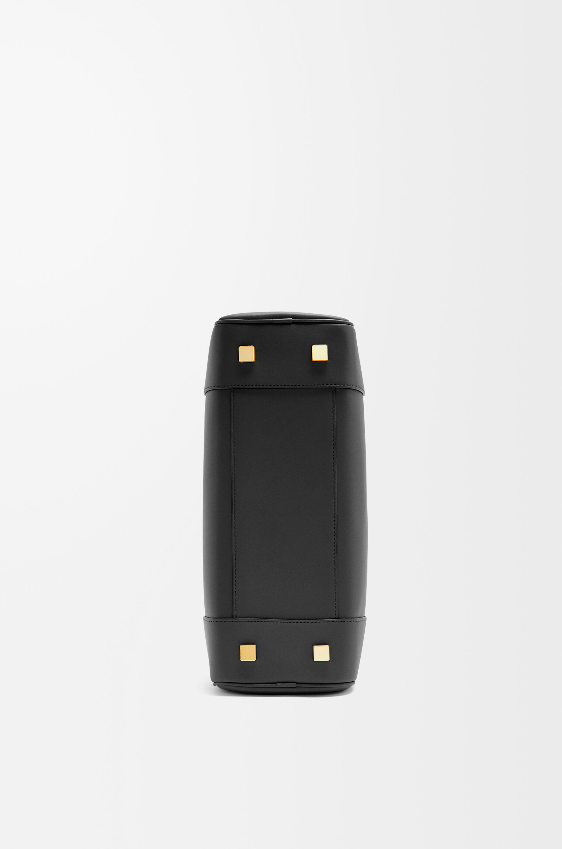 アマソナ28 バッグ（ナパカーフ） ブラック - LOEWE Japan official