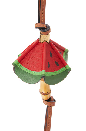 LOEWE 西瓜雨傘造型小牛皮和黃銅吊飾 紅 plp_rd