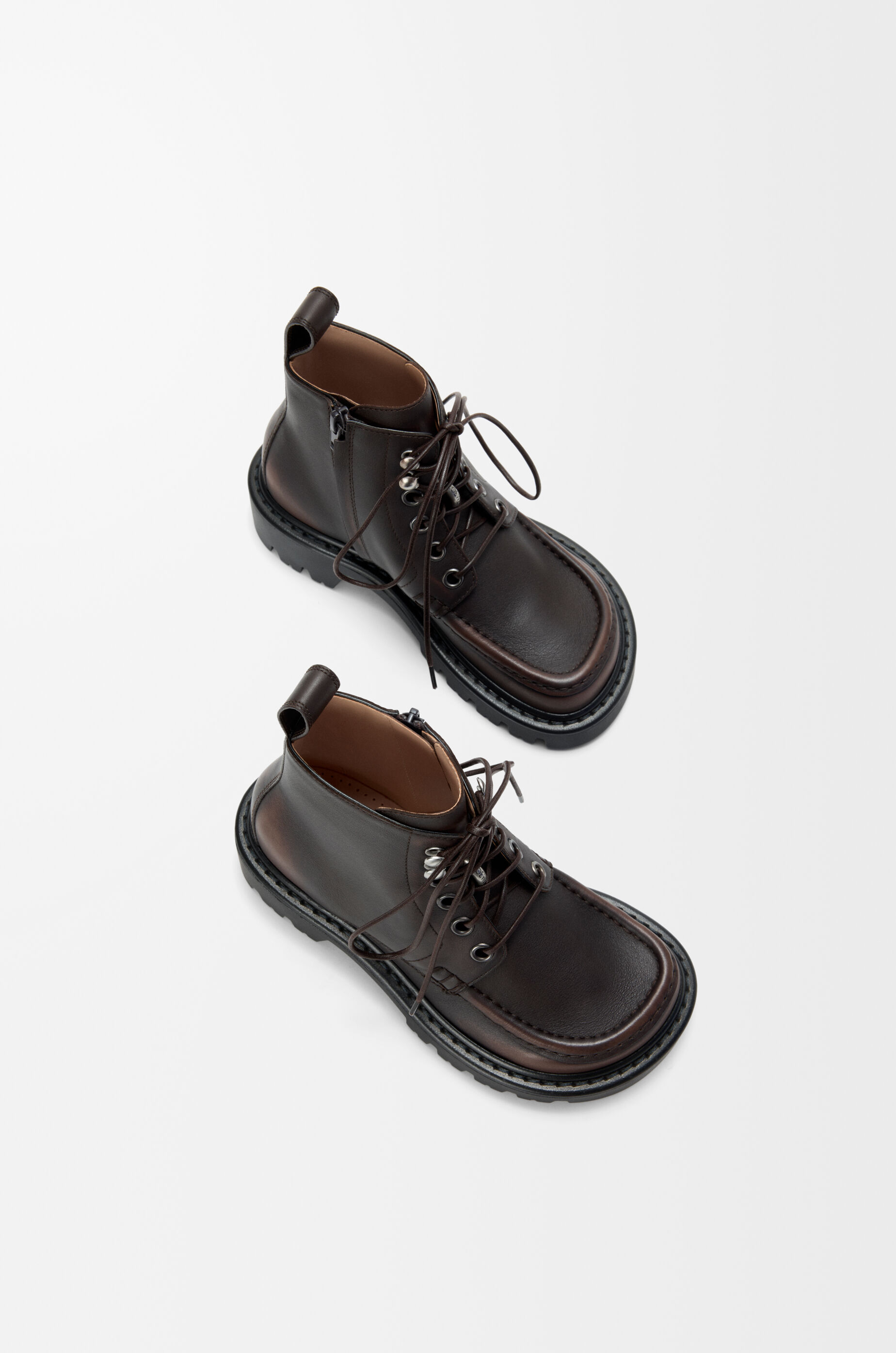 シエラ コンバット アンクルブーツ（起毛カーフ） ブラウン - LOEWE