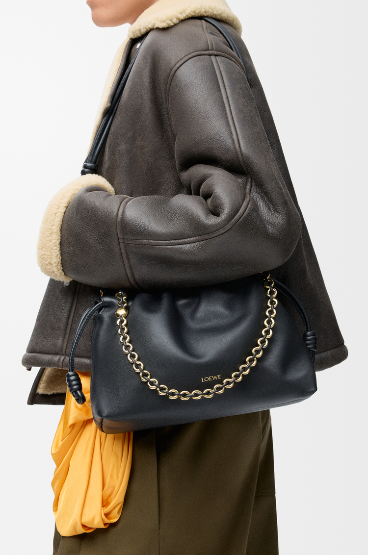 LOEWE Borsa Flamenco Purse media in morbida nappa di agnello Nero