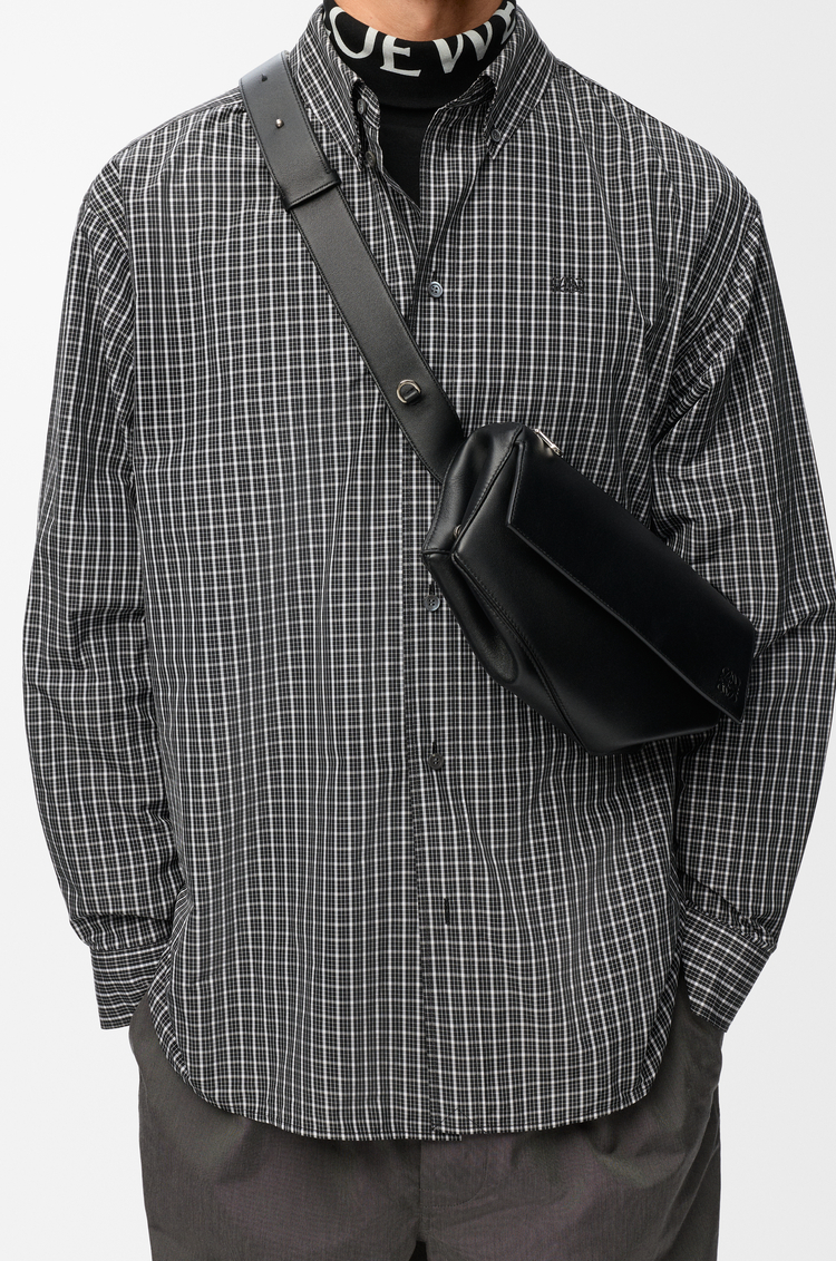 LOEWE Puzzle Featherlight Sling bag in nappa lambskin Black