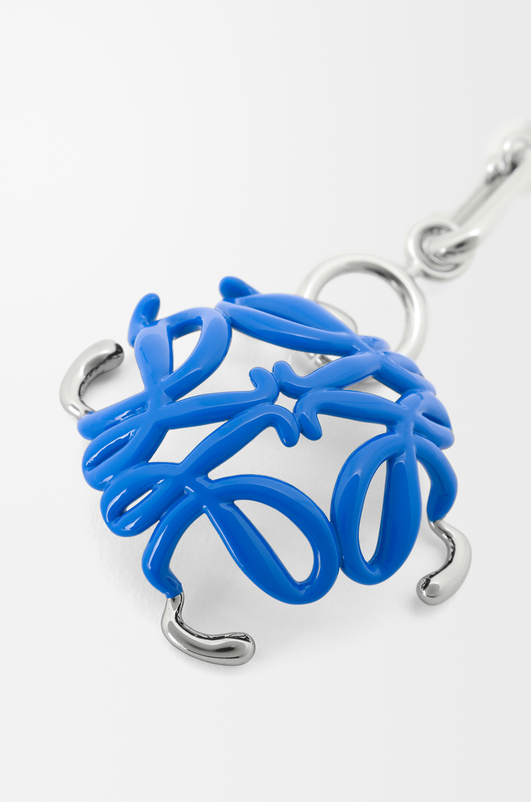 LOEWE Charm Scarabeo Anagram Plateado/Azul