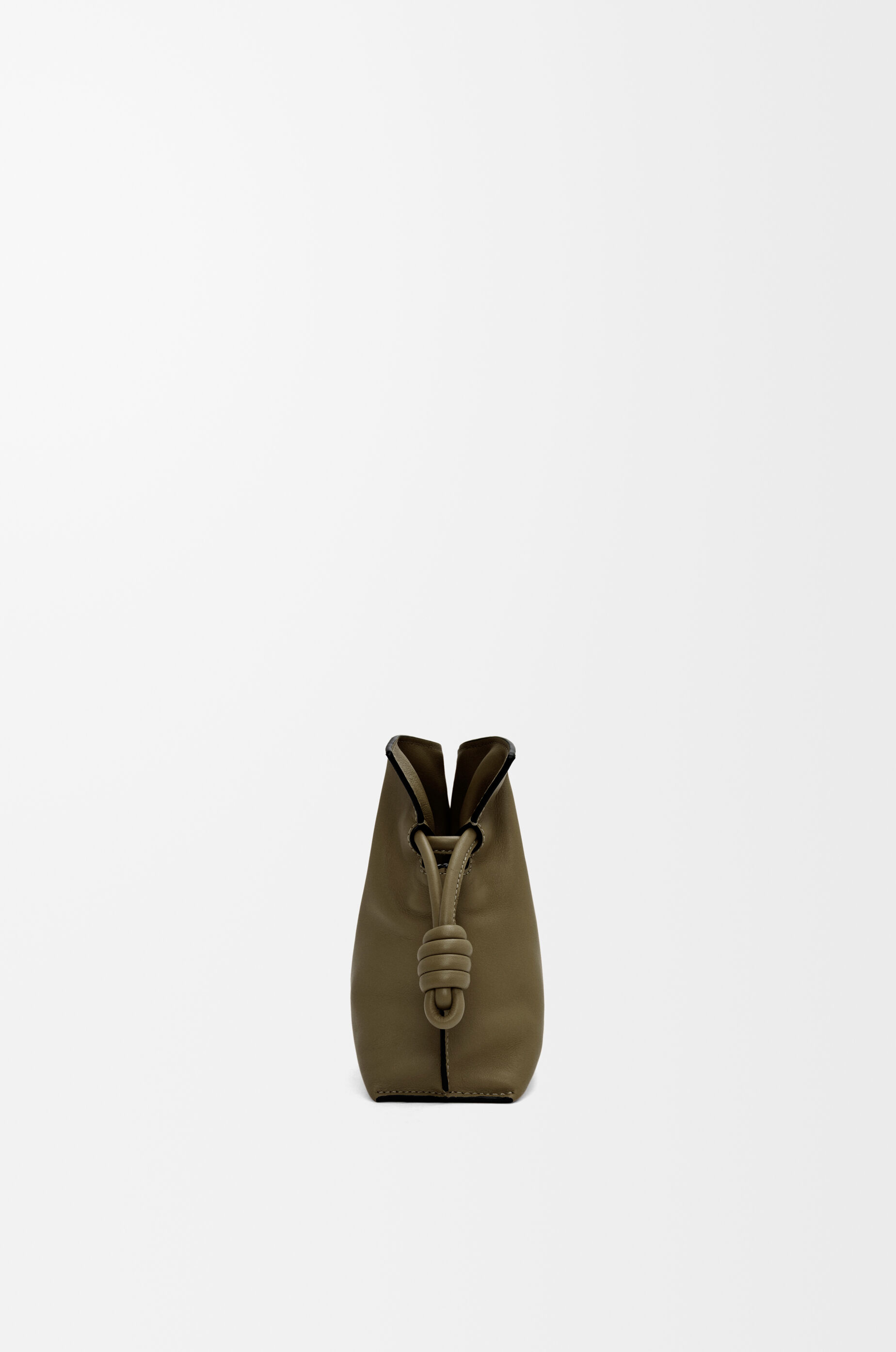フラメンコクラッチ ミニ(ナパカーフ) グリーン - LOEWE フラメンコクラッチ ミニ(ナパカーフ) グリーン - LOEWE