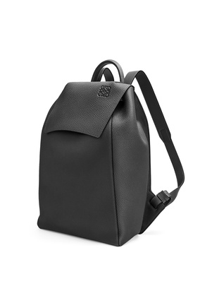 LOEWE Drawstring Backpack in grained calfskin Black plp_rd