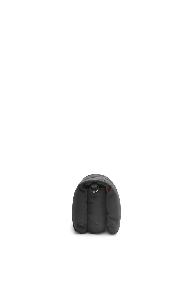 LOEWE Bolso Goya Puffer mini en nailon Negro
