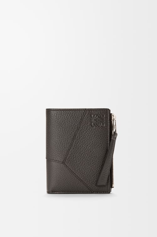 LOEWE パズル スリム コンパクト ウォレット（サプルグレインカーフ） ダークグレー