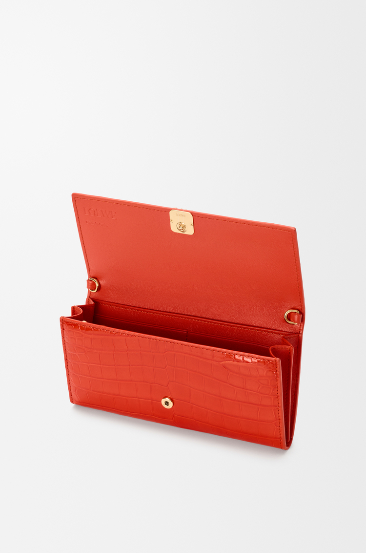 LOEWE Portafoglio Anagram con catena in pelle di coccodrillo lucida Sunrise Orange