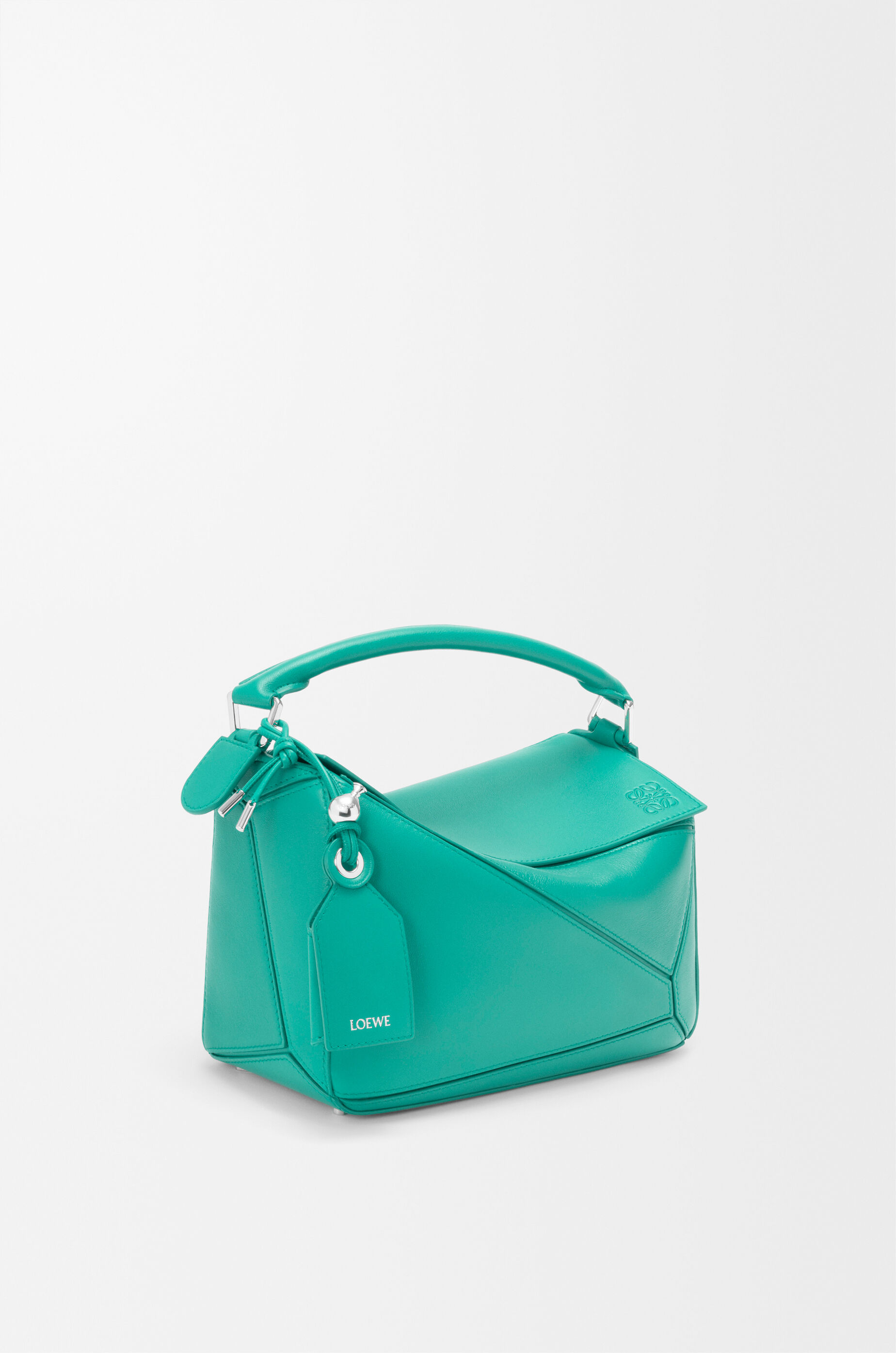 高評価アイテム ウィメンズ ラグジュアリーショルダーバッグ - LOEWE バッグ