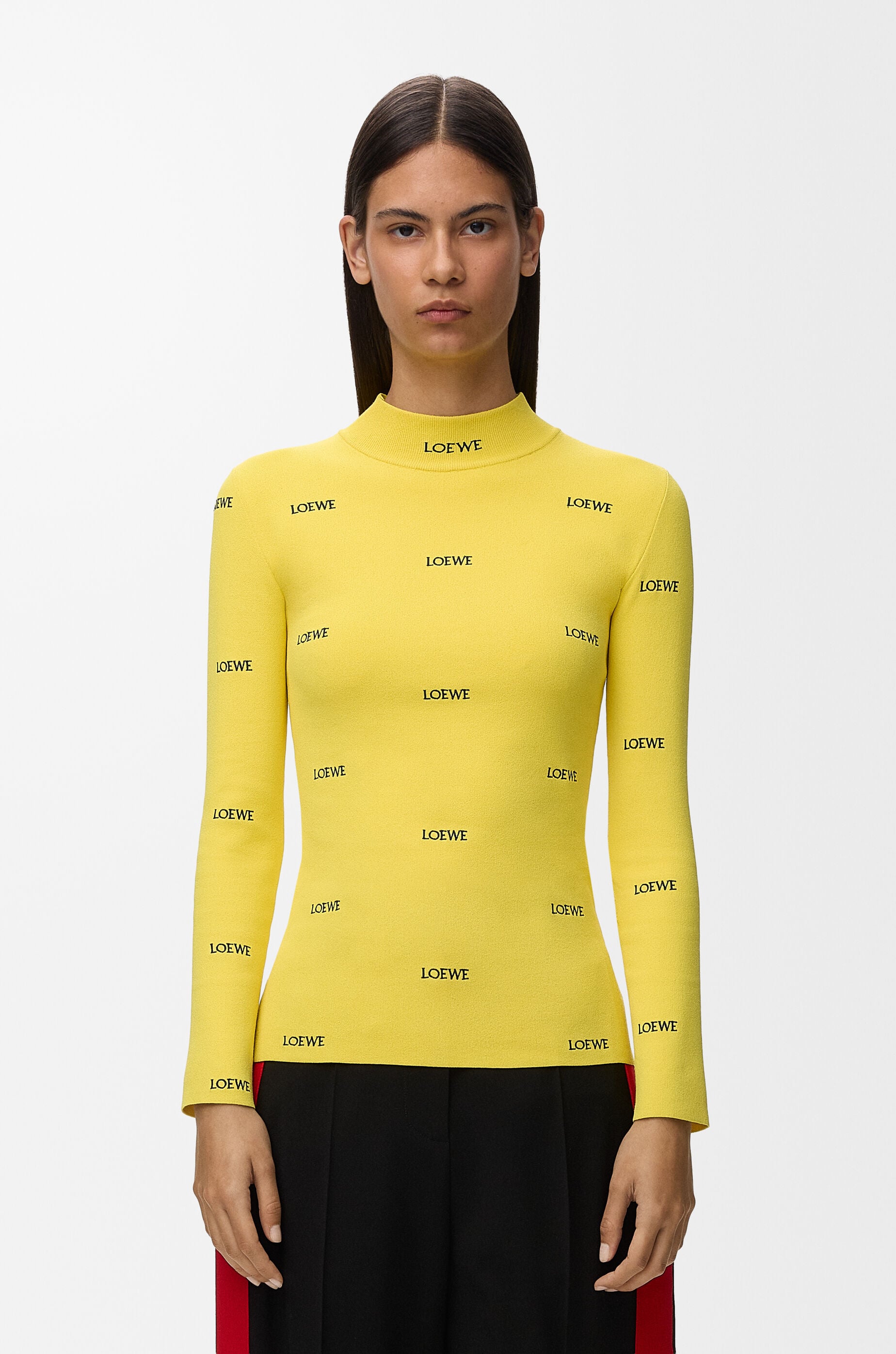 女性のための高級ファッションニットウェアとセーター - LOEWE