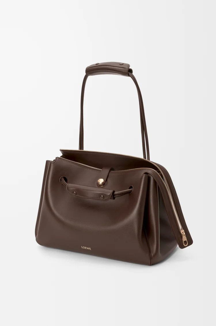 LOEWE Borsa Madrid grande in morbida pelle di vitello Brownie Scuro