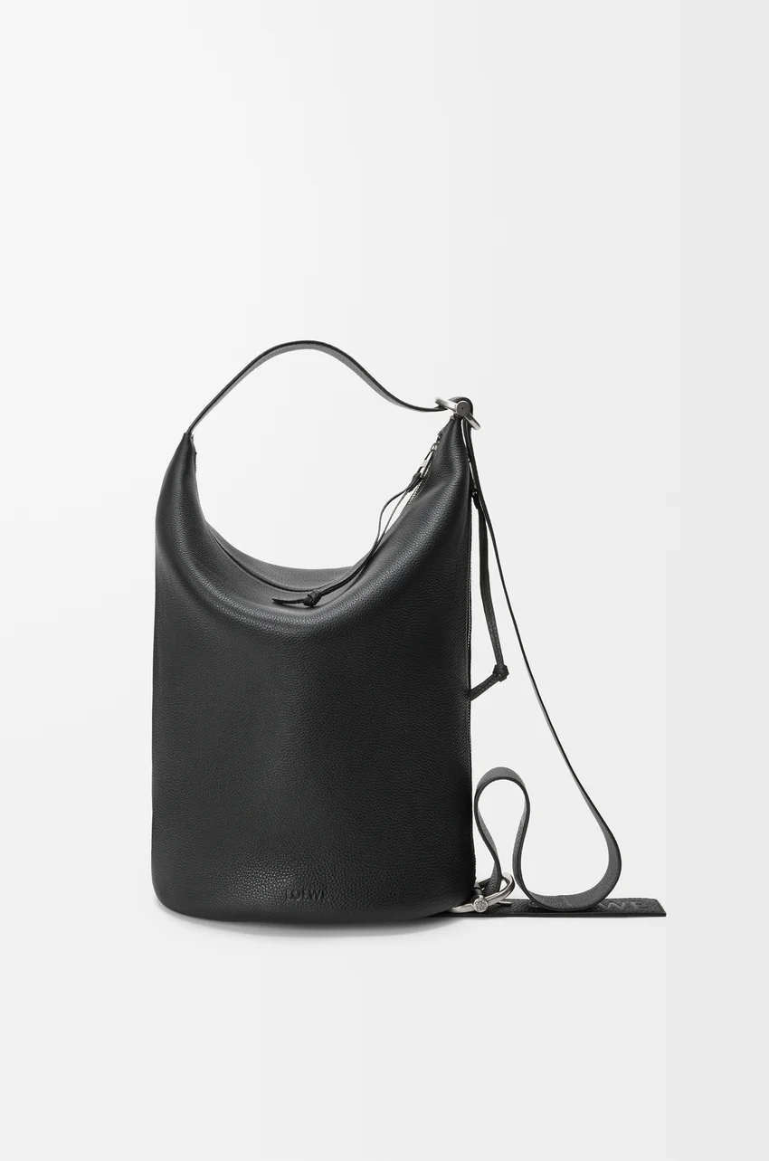 Loop bucket in supple grained calfskin