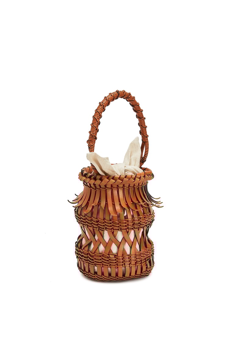 LOEWE Fringes Bucket bag in calfskin Tan