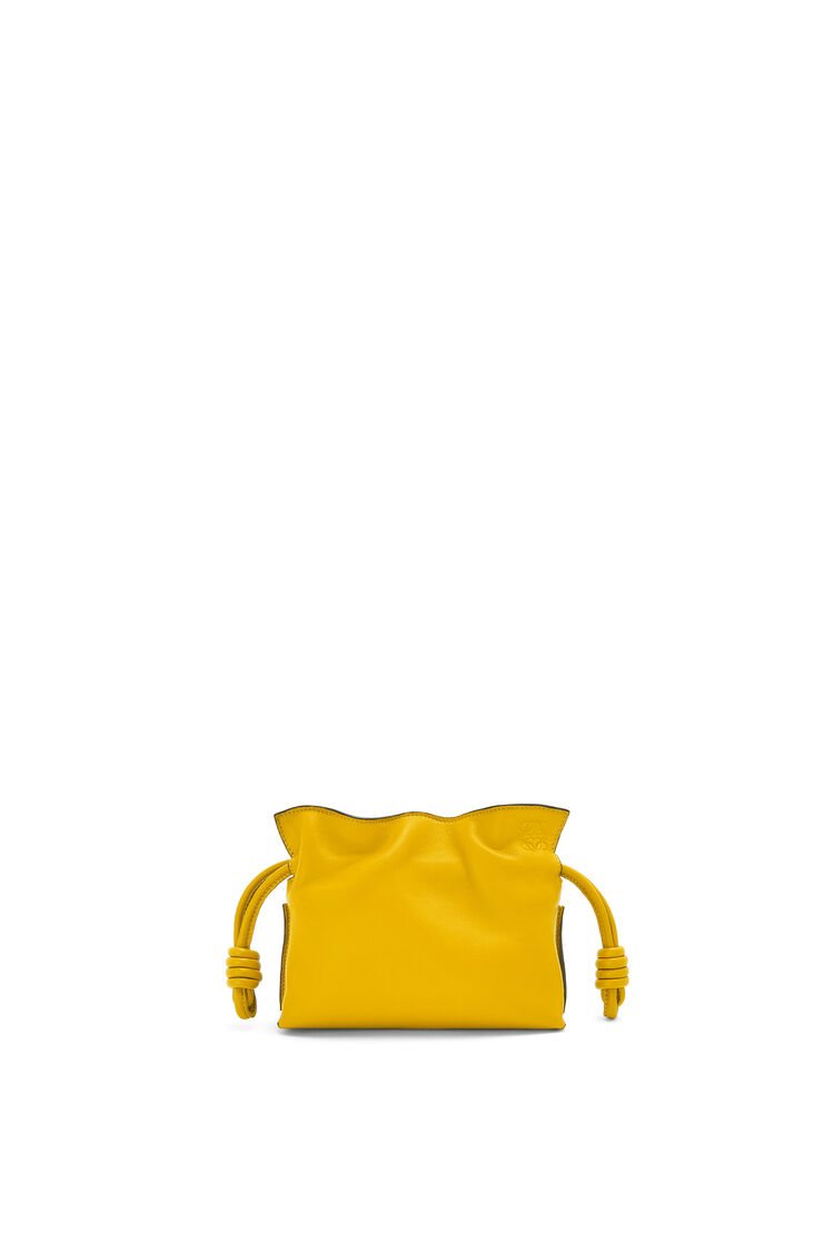 フラメンコクラッチ ナノ (ナパカーフ) マスタード - LOEWE フラメンコクラッチ ナノ (ナパカーフ) マスタード - LOEWE